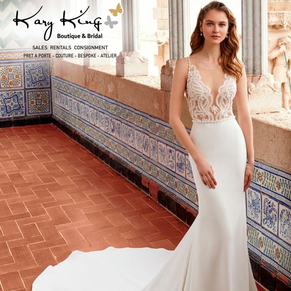 Wedding gown Abella Feminine, Stunning. Ivory white/Nude.